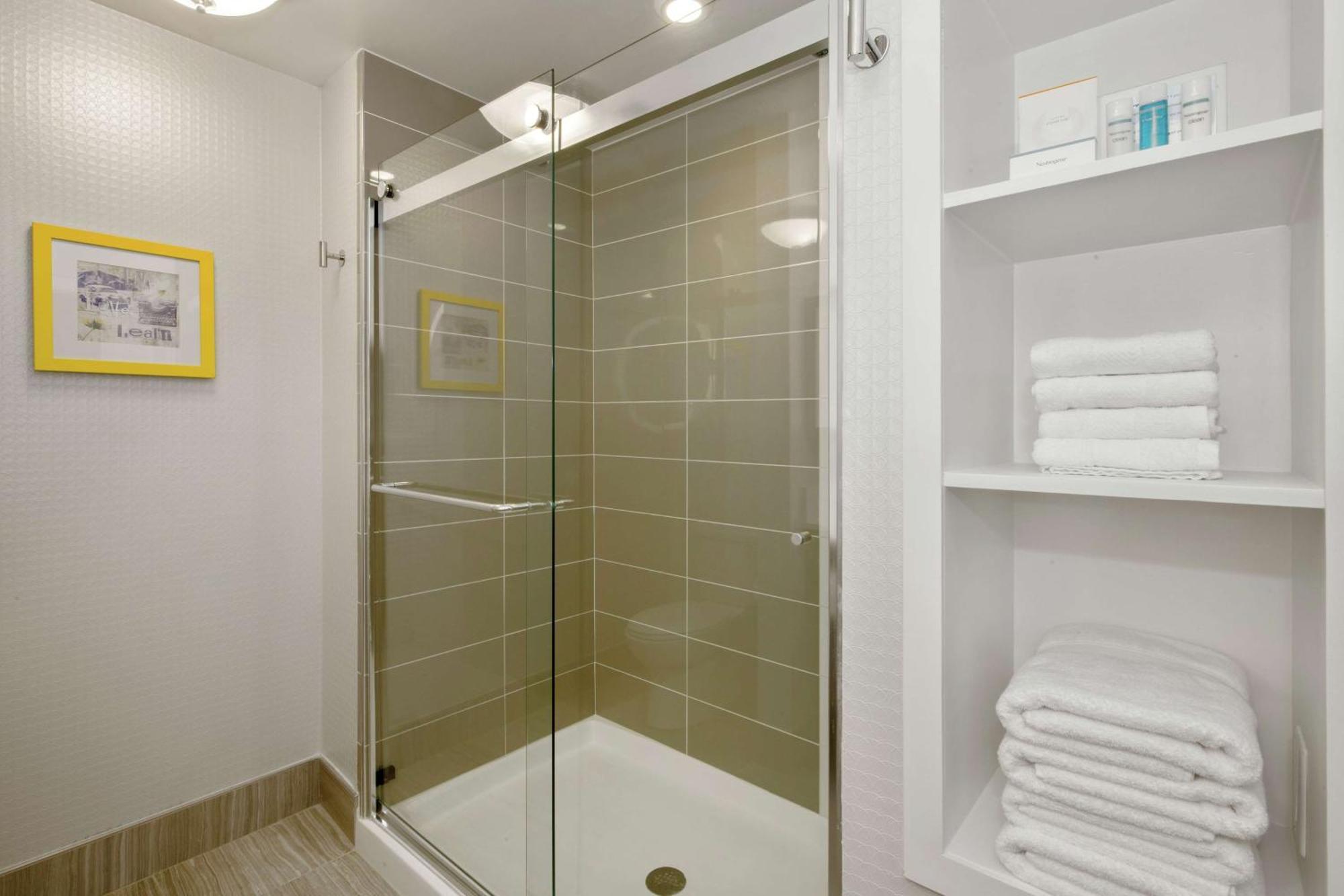 Hampton Inn & Suites Raleigh-Durham Airport-Brier Creek Bagian luar foto
